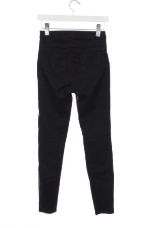 Dámské kalhoty  Bershka, Velikost XS, Barva Černá, Cena  367,00 Kč