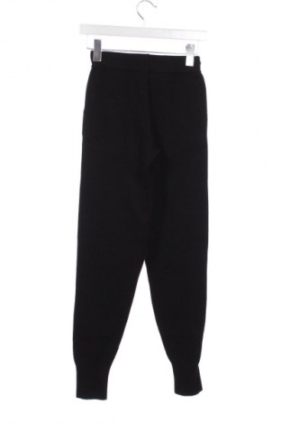 Damskie spodnie Bershka, Rozmiar XS, Kolor Czarny, Cena 67,00 zł