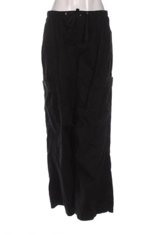 Damenhose Bershka, Größe M, Farbe Schwarz, Preis € 14,91