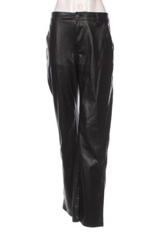 Pantaloni de femei Bershka, Mărime M, Culoare Negru, Preț 123,68 Lei