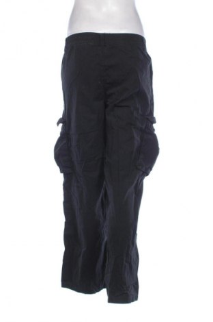 Dámské kalhoty  H&M Divided, Velikost M, Barva Černá, Cena  367,00 Kč