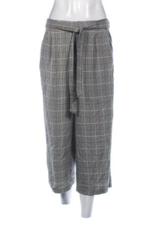 Damskie spodnie Pull&Bear, Rozmiar S, Kolor Kolorowy, Cena 66,39 zł