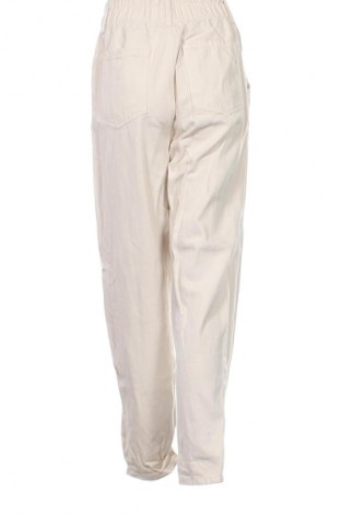 Damenhose Reserved, Größe L, Farbe Weiß, Preis € 14,83