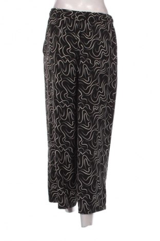 Damenhose Stradivarius, Größe M, Farbe Mehrfarbig, Preis 15,00 €