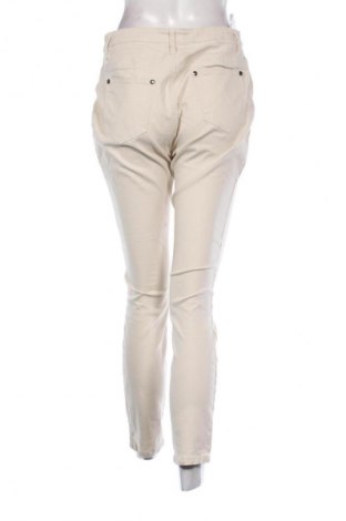 Damenhose Unbranded, Größe M, Farbe Ecru, Preis 15,00 €