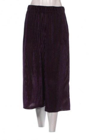 Damenhose Yfl Reserved, Größe S, Farbe Lila, Preis 15,00 €
