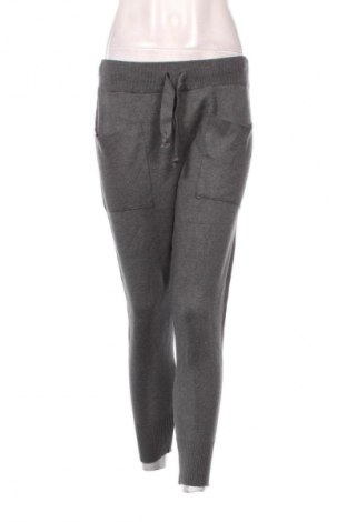 Pantaloni de femei Zara, Mărime M, Culoare Gri, Preț 81,99 Lei