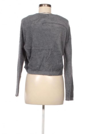 Γυναικείο πουλόβερ Pull&Bear, Μέγεθος M, Χρώμα Γκρί, Τιμή 8,99 €