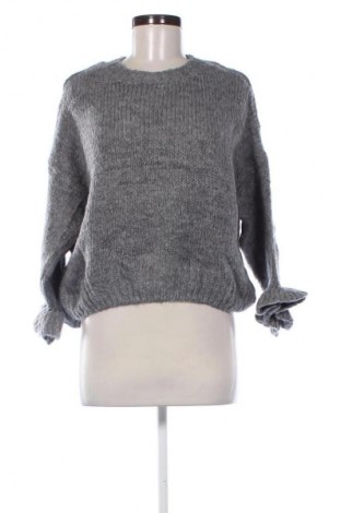 Pulover de femei Unbranded, Mărime M, Culoare Gri, Preț 98,99 Lei