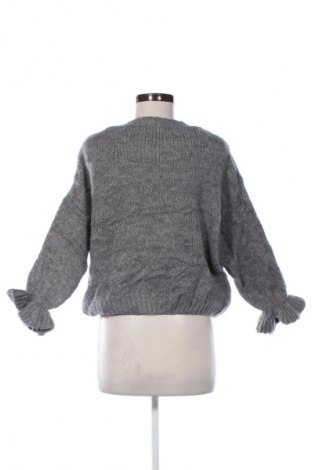 Pulover de femei Unbranded, Mărime M, Culoare Gri, Preț 98,99 Lei