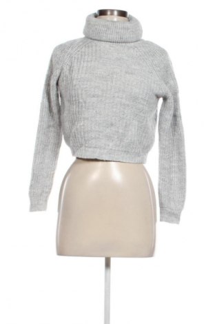 Дамски пуловер Unbranded, Размер M, Цвят Сребрист, Цена 17,99 лв.
