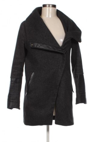 Dámsky kabát  Bershka, Veľkosť S, Farba Sivá, Cena  32,95 €