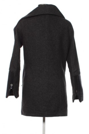 Dámsky kabát  Bershka, Veľkosť S, Farba Sivá, Cena  32,95 €