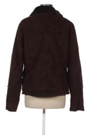 Дамско палто Canda, Размер M, Цвят Кафяв, Цена 39,99 лв.