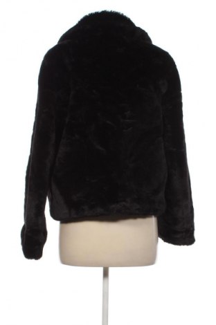 Dámský kabát  Pull&Bear, Velikost L, Barva Černá, Cena  929,00 Kč