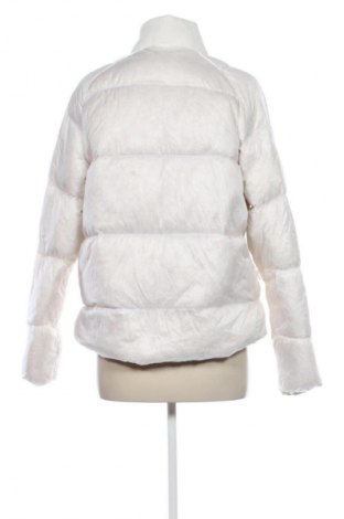 Дамско яке Adidas, Размер M, Цвят Бежов, Цена 61,99 лв.