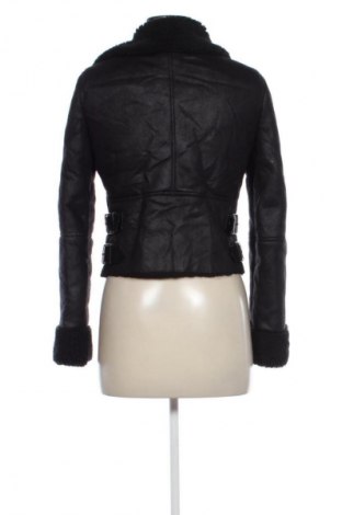 Dámska bunda  Bershka, Veľkosť S, Farba Čierna, Cena  28,95 €