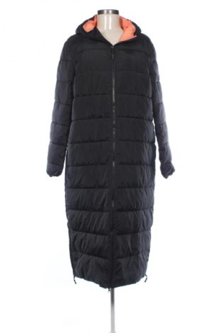 Geacă de femei Chiemsee, Mărime M, Culoare Negru, Preț 234,99 Lei
