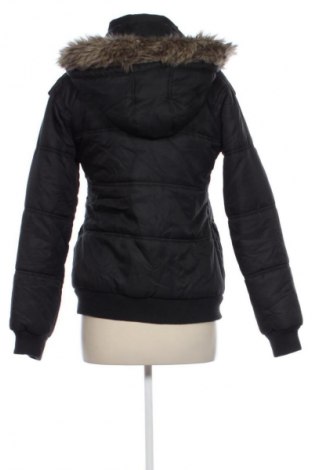 Női dzseki Ellesse, Méret S, Szín Fekete, Ár 21 369 Ft