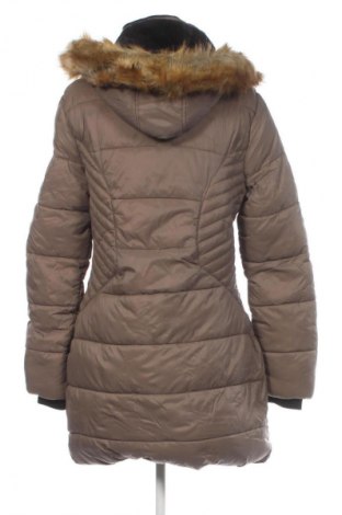 Дамско яке Geographical Norway, Размер S, Цвят Бежов, Цена 179,99 лв.