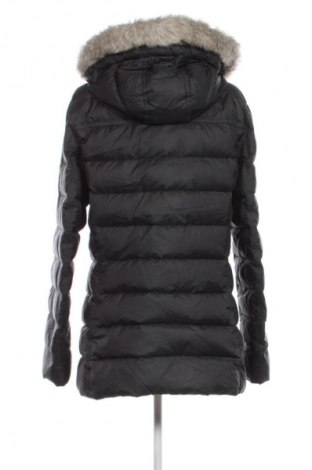 Дамско яке Tommy Hilfiger, Размер XL, Цвят Черен, Цена 177,99 лв.