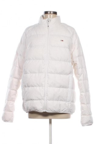 Дамско яке Tommy Jeans, Размер L, Цвят Бял, Цена 294,99 лв.