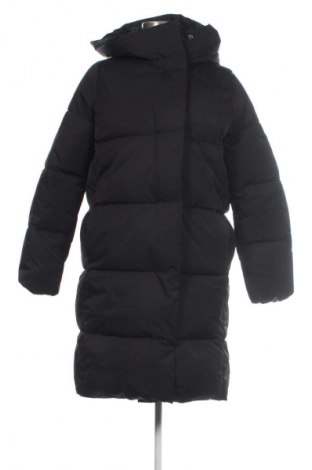 Дамско яке Vero Moda, Размер M, Цвят Черен, Цена 93,99 лв.