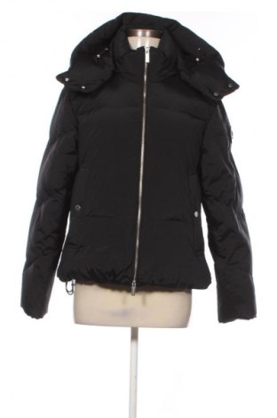 Дамско яке Woolrich, Размер M, Цвят Черен, Цена 509,99 лв.