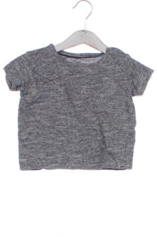Kinder T-Shirt C&A, Größe 12-18m/ 80-86 cm, Farbe Mehrfarbig, Preis 4,99 €