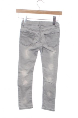 Kinderjeans H&M, Größe 5-6y/ 116-122 cm, Farbe Grau, Preis € 16,37