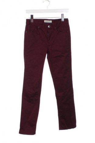 Gyerek rövidnadrág Calvin Klein Jeans, Méret 11-12y / 152-158 cm, Szín Piros, Ár 8 200 Ft