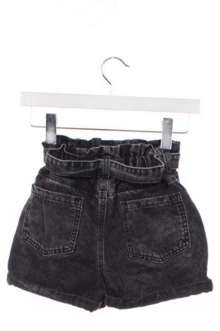 Kinder Shorts F&F, Größe 8-9y/ 134-140 cm, Farbe Grau, Preis 7,16 €