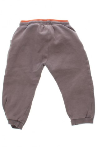 Gyerek sport nadrág C&A, Méret 12-18m / 80-86 cm, Szín Barna, Ár 3 119 Ft