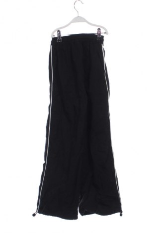 Gyerek sport nadrág City, Méret 10-11y / 146-152 cm, Szín Fekete, Ár 3 459 Ft
