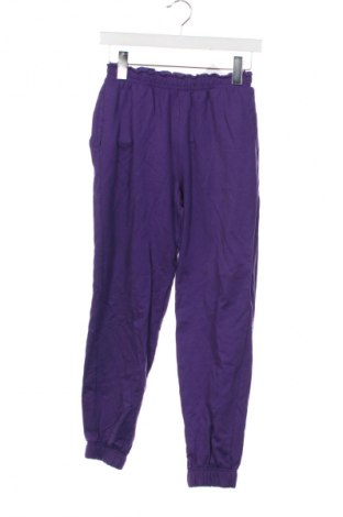 Gyerek sport nadrág Pepco, Méret 10-11y / 146-152 cm, Szín Lila, Ár 5 000 Ft