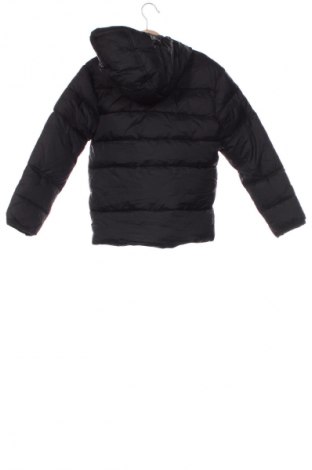 Detská bunda  Vingino, Veľkosť 6-7y/ 122-128 cm, Farba Čierna, Cena  59,95 €