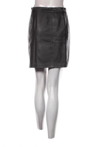 Bőrszoknya Unbranded, Méret M, Szín Fekete, Ár 22 040 Ft