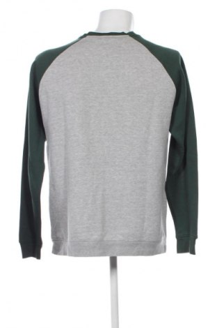 Pánské tričko  Pull&Bear, Velikost L, Barva Vícebarevné, Cena  367,00 Kč