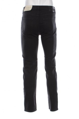 Мъжки дънки Calvin Klein Jeans, Размер S, Цвят Черен, Цена 204,99 лв.