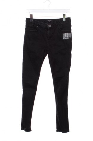 Herren Jeans Nikkie, Größe S, Farbe Schwarz, Preis 38,36 €