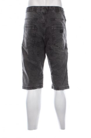 Herren Shorts Cropp, Größe L, Farbe Grau, Preis 17,39 €