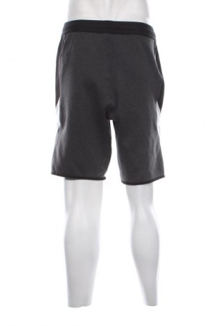 Herren Shorts Nike, Größe S, Farbe Mehrfarbig, Preis 17,99 €