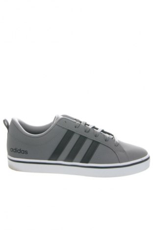 Încălțăminte bărbătească Adidas, Mărime 44, Culoare Gri, Preț 704,99 Lei