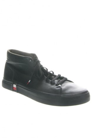 Férfi cipők
 Tommy Hilfiger, Méret 45, Szín Fekete, Ár 30 256 Ft