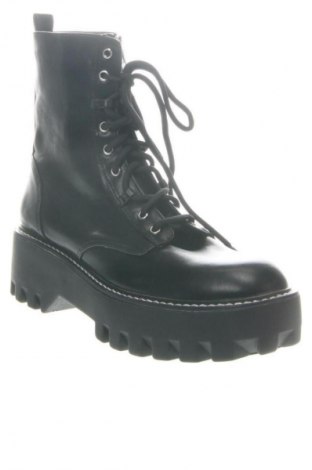 Férfi cipők
 Unbranded, Méret 42, Szín Fekete, Ár 11 829 Ft