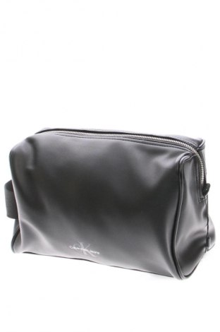 Несесер Calvin Klein Jeans, Цвят Черен, Цена 36,99 лв.