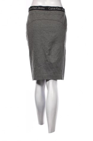 Fustă Calvin Klein Jeans, Mărime M, Culoare Gri, Preț 110,99 Lei