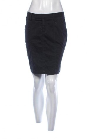 Spódnica Calvin Klein Jeans, Rozmiar M, Kolor Czarny, Cena 102,99 zł