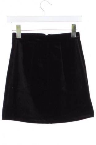 Пола H&M Divided, Размер XS, Цвят Черен, Цена 11,99 лв.