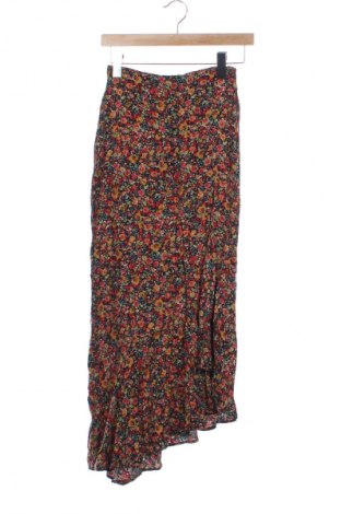 Sukně Pull&Bear, Velikost XS, Barva Vícebarevné, Cena  293,00 Kč